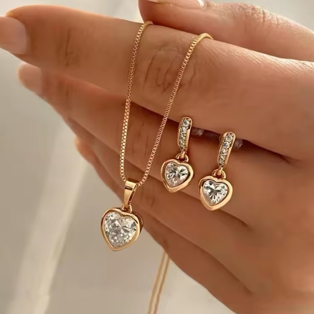 Gold Filled Cubic Zirconia Heart Jewelry Set